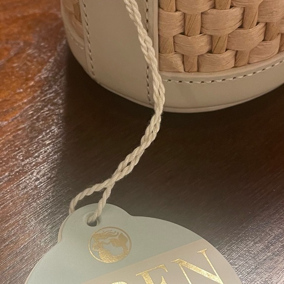 Spartina 449 Tan and Cream Woven Women's Bag - Picture 8 of 12